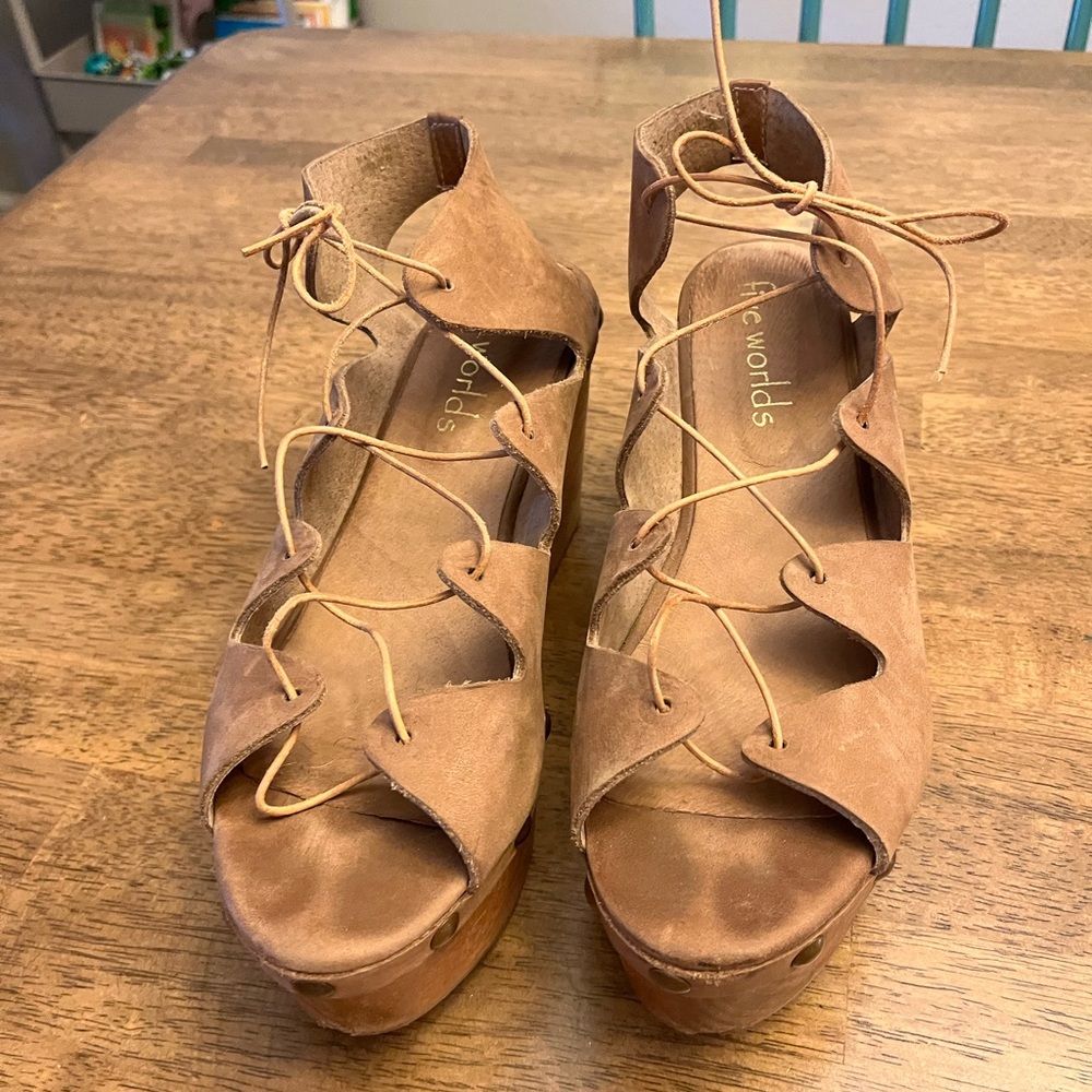 Five Worlds Platform Brown Leather Sandal